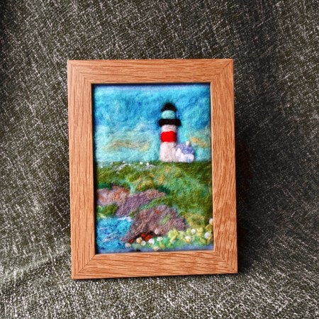 🐚 Lighthouse by the Sea