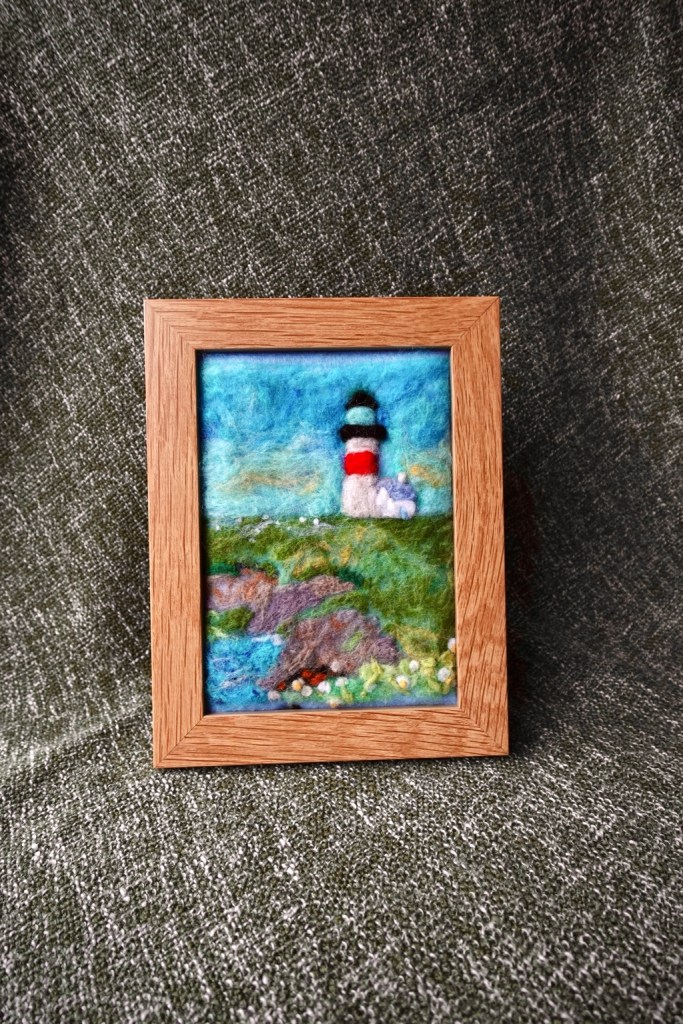 🐚 Lighthouse by the Sea
